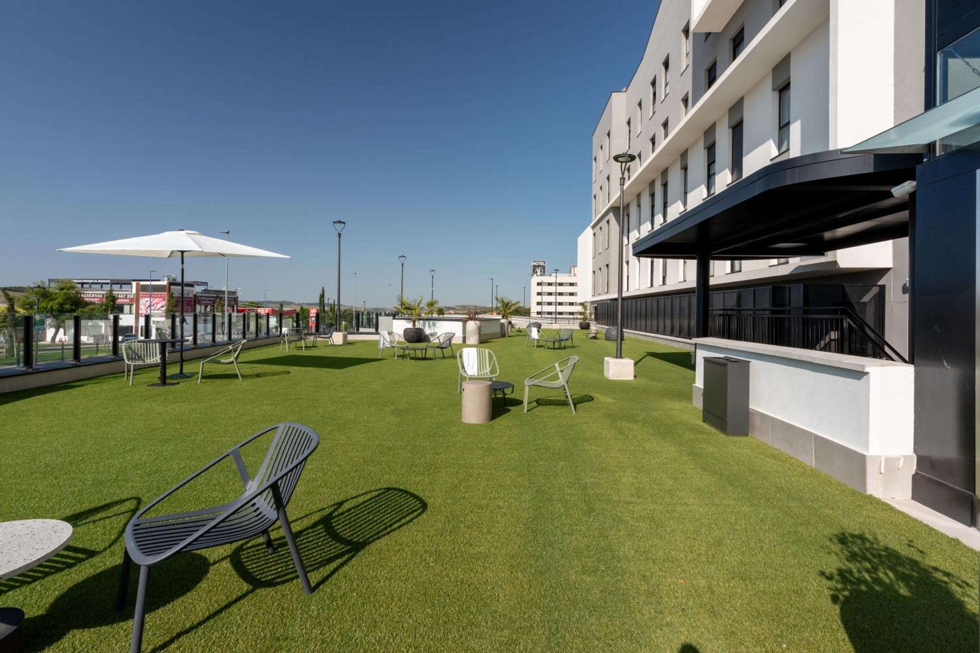 Be Casa - Rivas Aparthotel Bagian luar foto